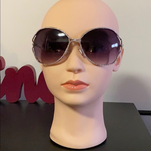 Bling Oversized Rhinestone Sunglasses - Picture 1 of 4